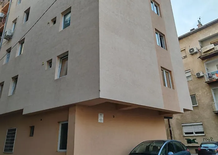 Lägenhet Modern Flat M&m