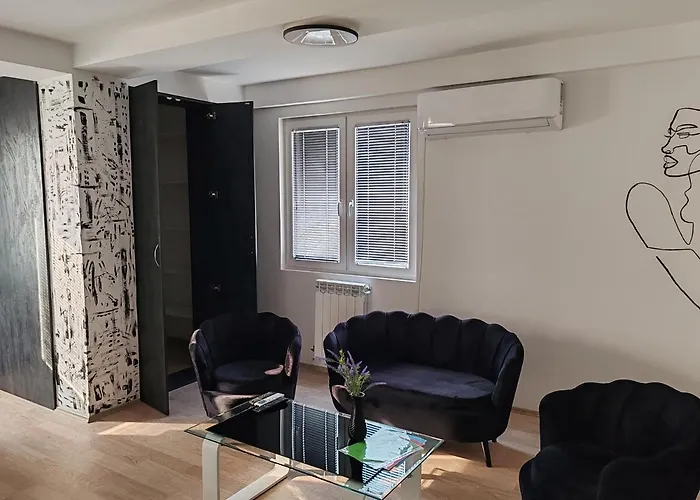 Modern Flat M&m Апартаменти