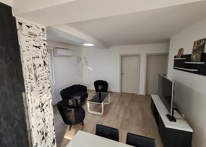 Апартаменти Modern Flat M&m *